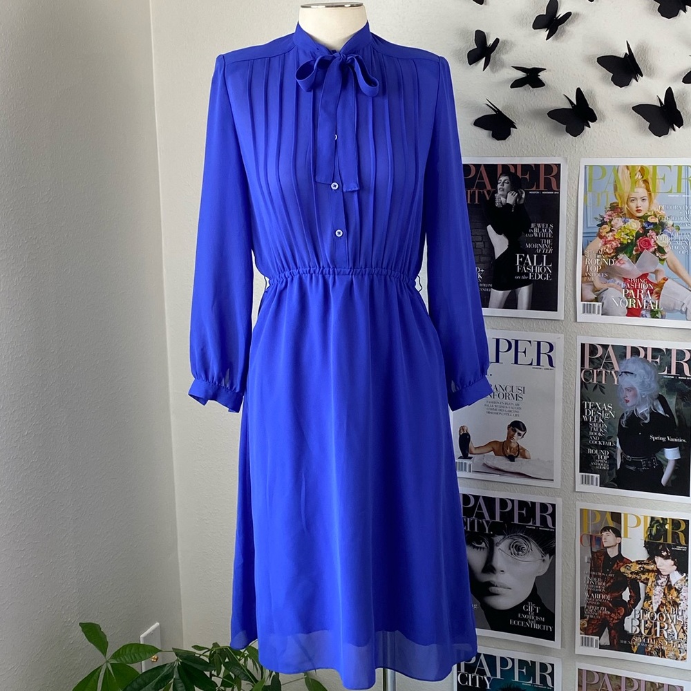 VINTAGE PERIWINKLE SECRETARY DRESS WITH TIE